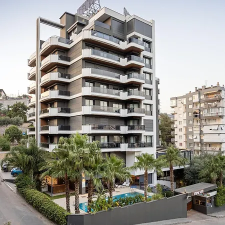 Utopia - 4 Bedroom *
