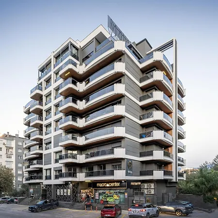Utopia - 4 Bedroom Apartment Bornova