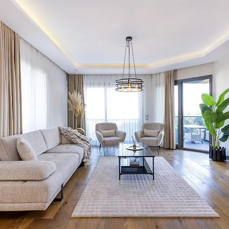 Apartment Utopia - 4 Bedroom *