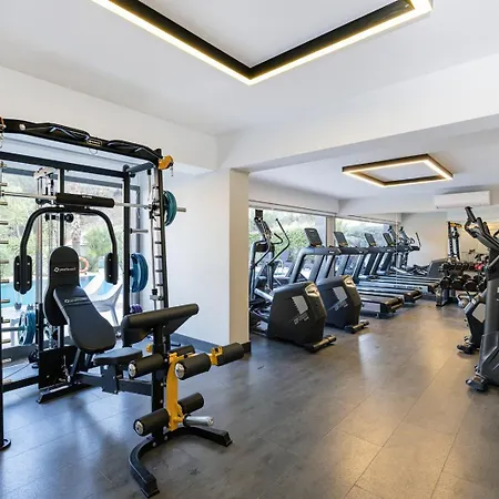 Utopia - 4 Bedroom Apartment Bornova