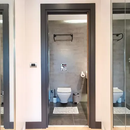 Utopia - 4 Bedroom * Bornova